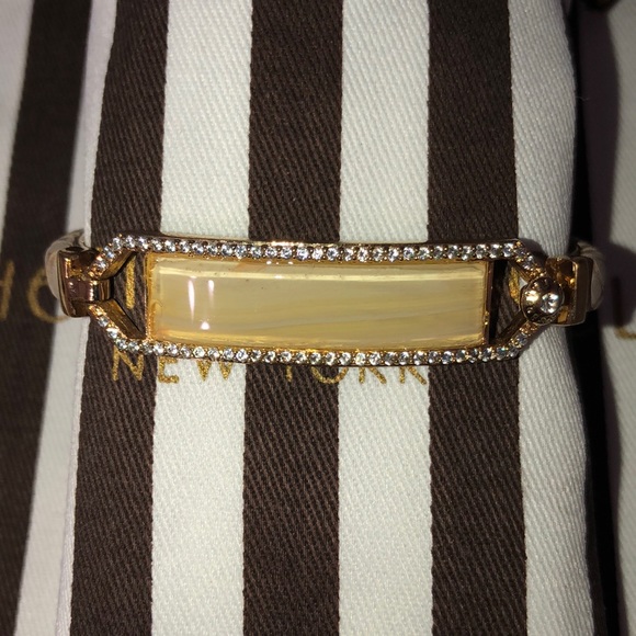 henri bendel Jewelry - Henri Bendel Crystal/leather bracelet BEAUTIFUL